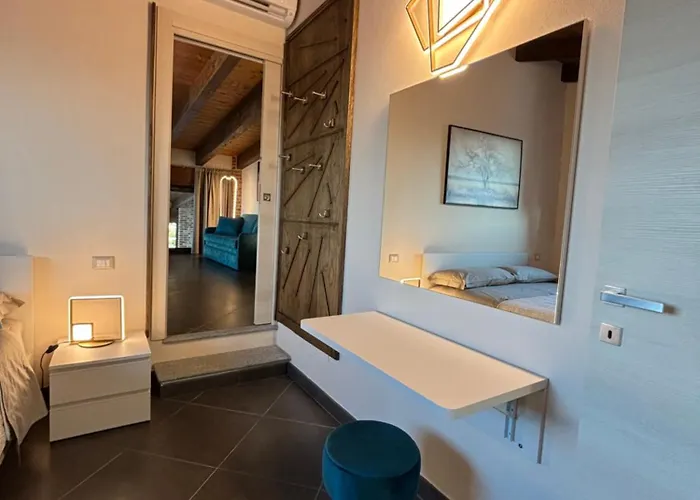 Risaltro Alloggio per agriturismo Trino